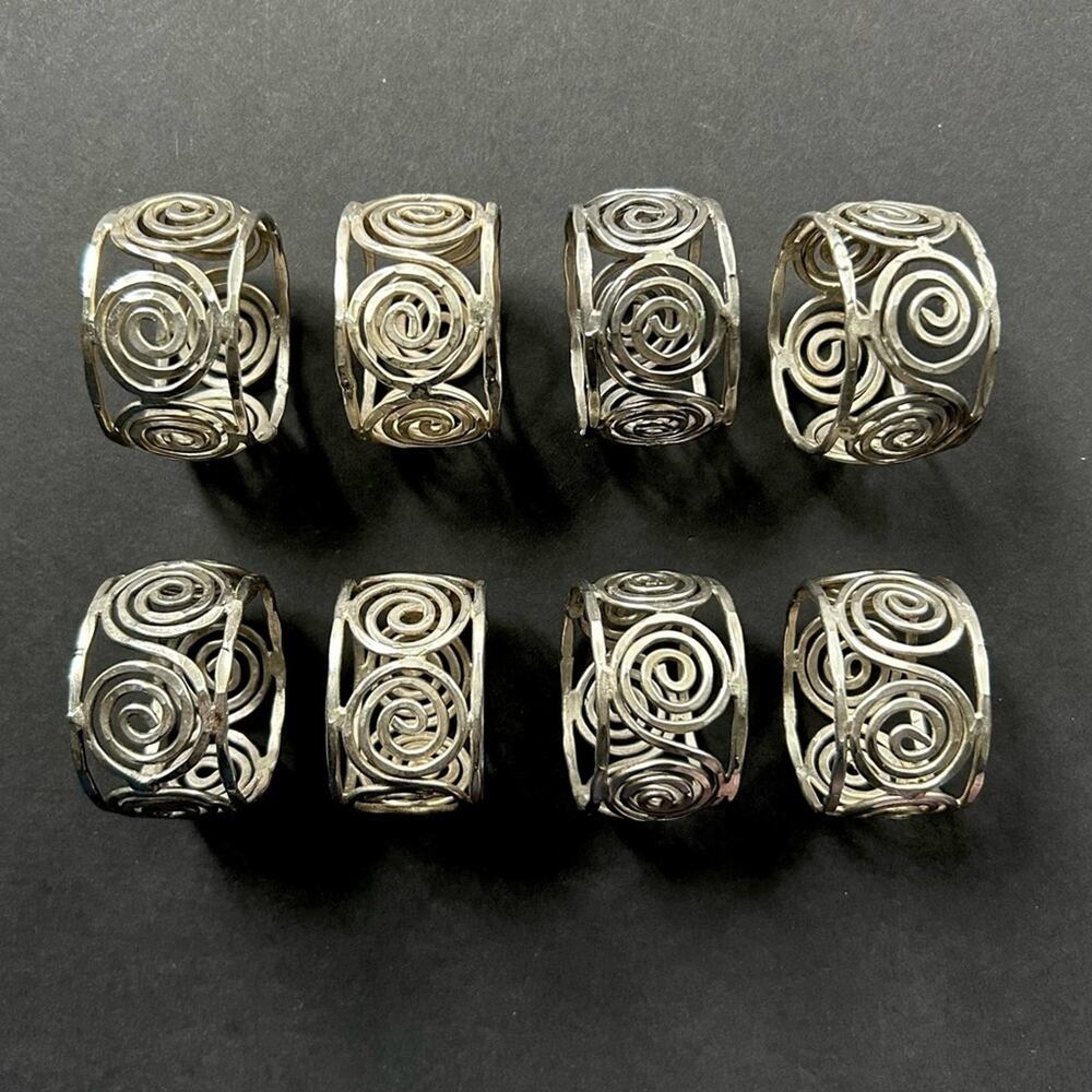Hammered 90s Style Silver Toned Swirl Napkin Rings, Set of 8